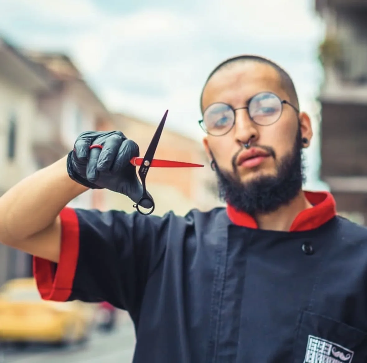 Ecastro.art barber holding scissors, portrait